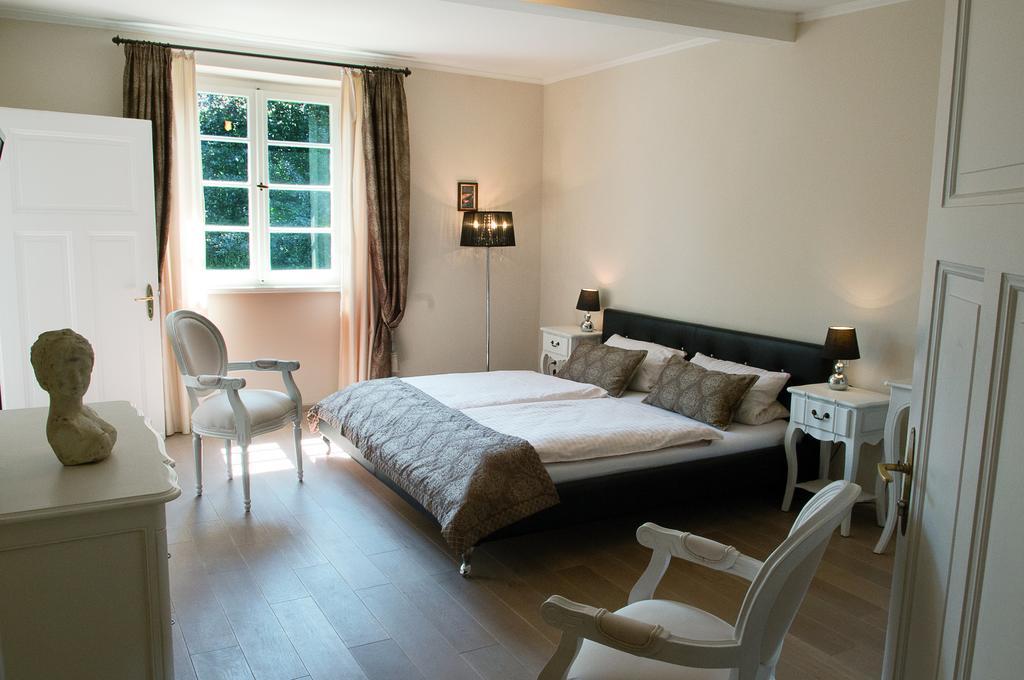 Hotel Karolingerhof Kröv Zewnętrze zdjęcie