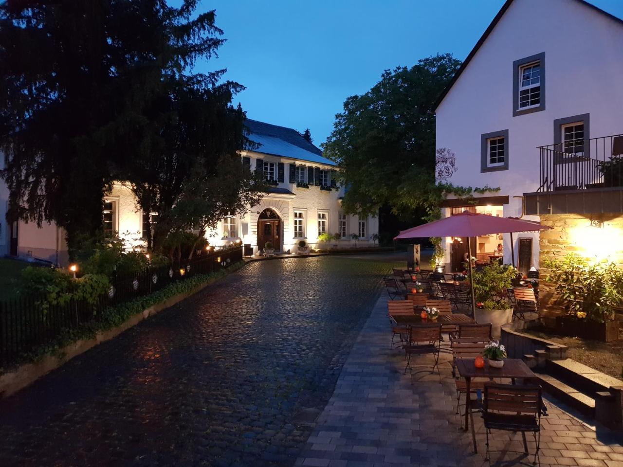 Hotel Karolingerhof Kröv Zewnętrze zdjęcie